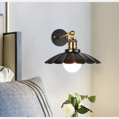 Antique Wall Light Matt Black Brushed Brass E27 Rotary Switch Orientable