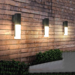 Outdoor Wall Light Black Aluminium Integrated LED Motion Sensor IP65