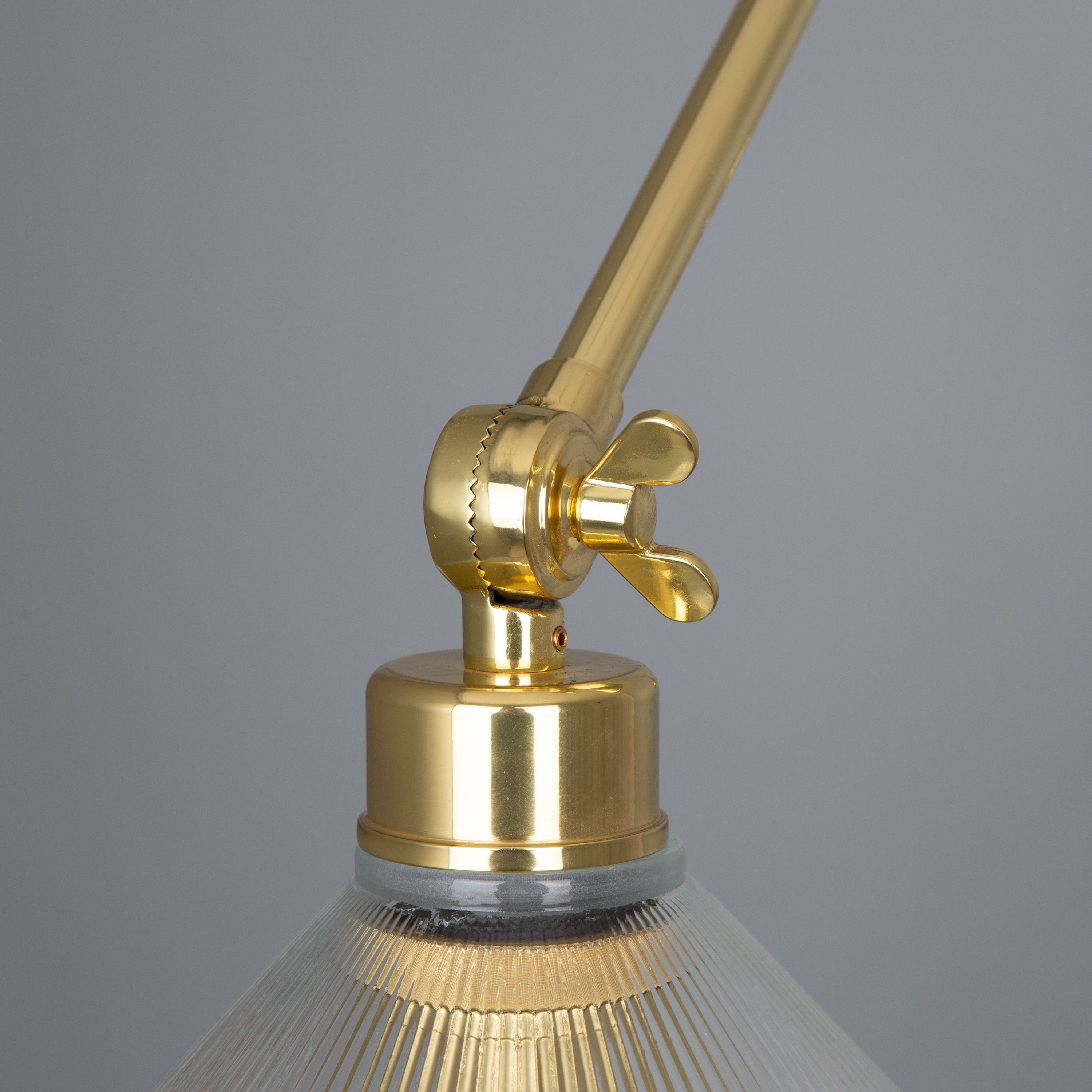 Adjustable Arm Wall Light Reeded Glass Shade Wingnut Joints E27 69cm