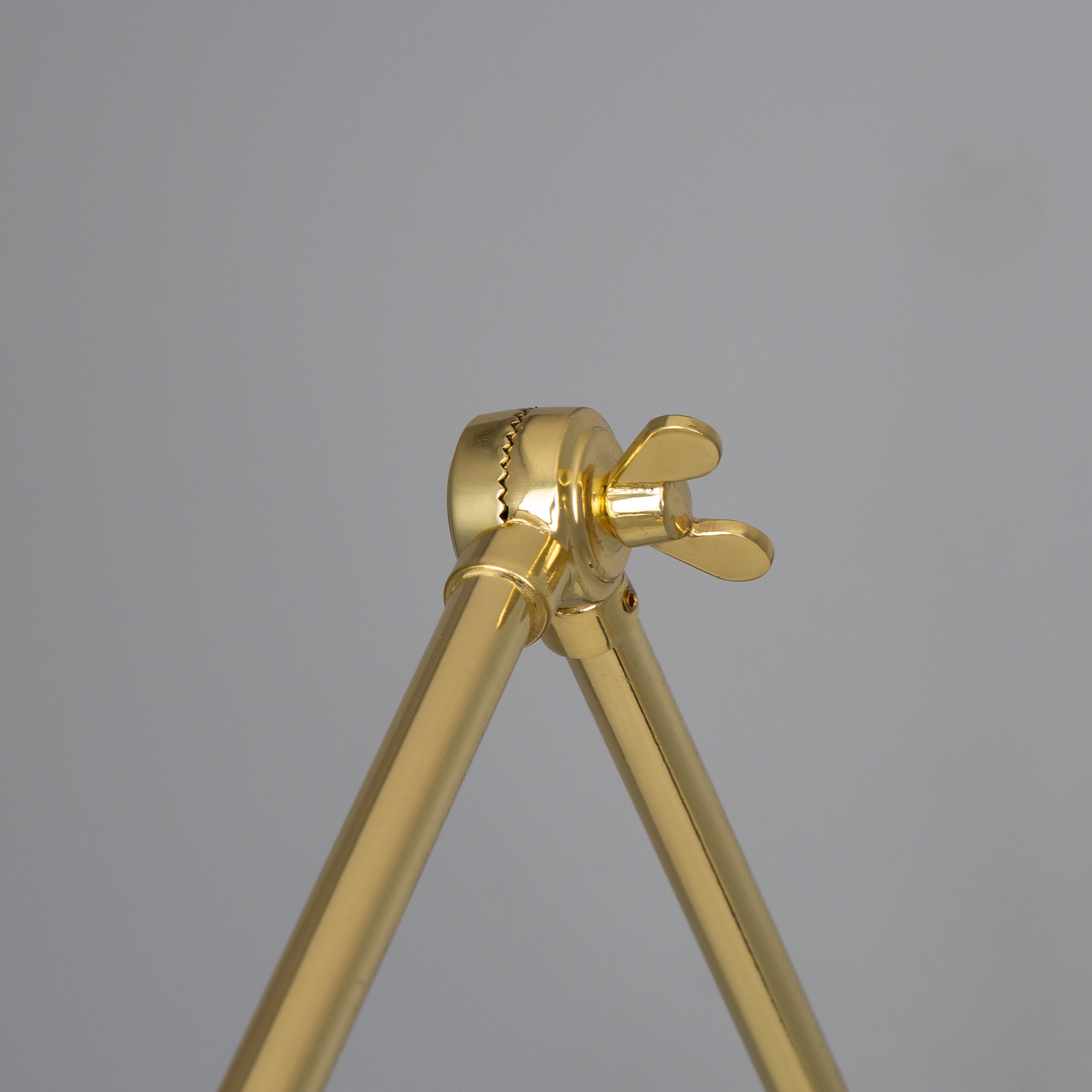 Adjustable Arm Wall Light Reeded Glass Shade Wingnut Joints E27 69cm