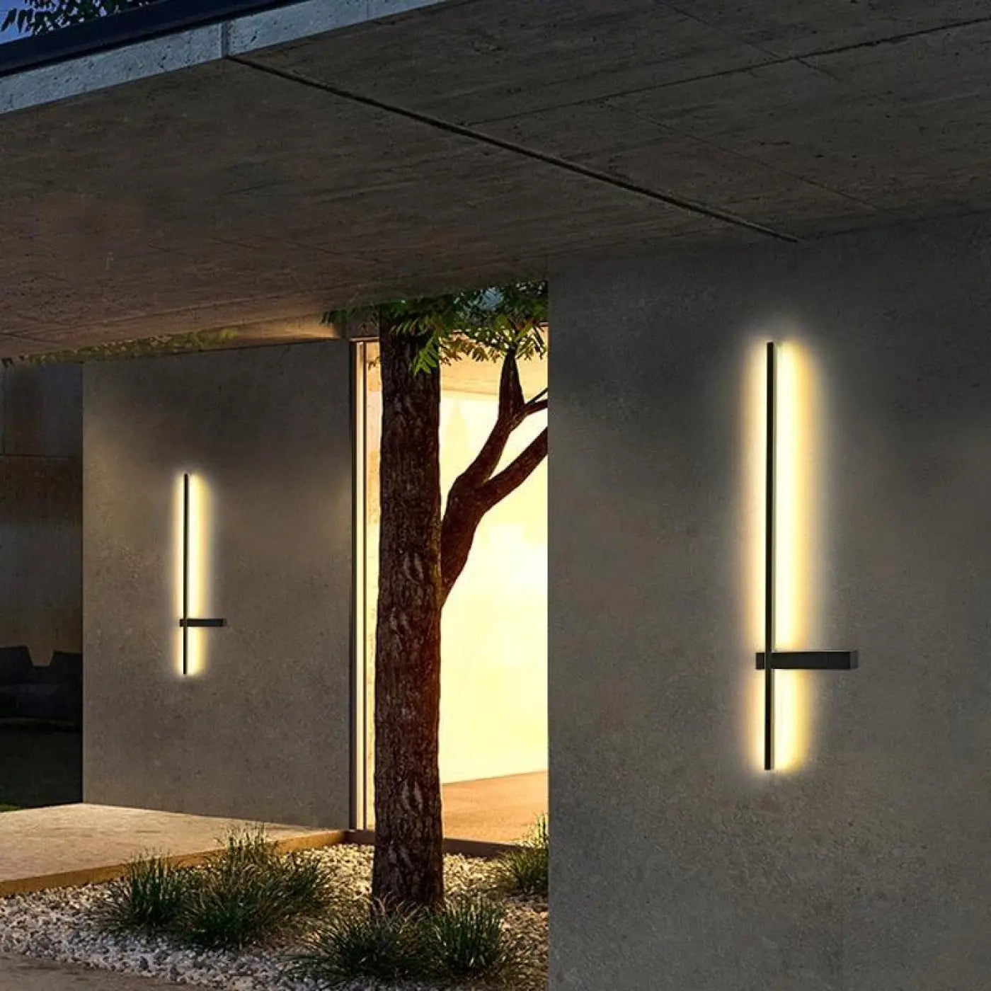 Linea — Black LED Wall Bar, IP65, Motion Sensor