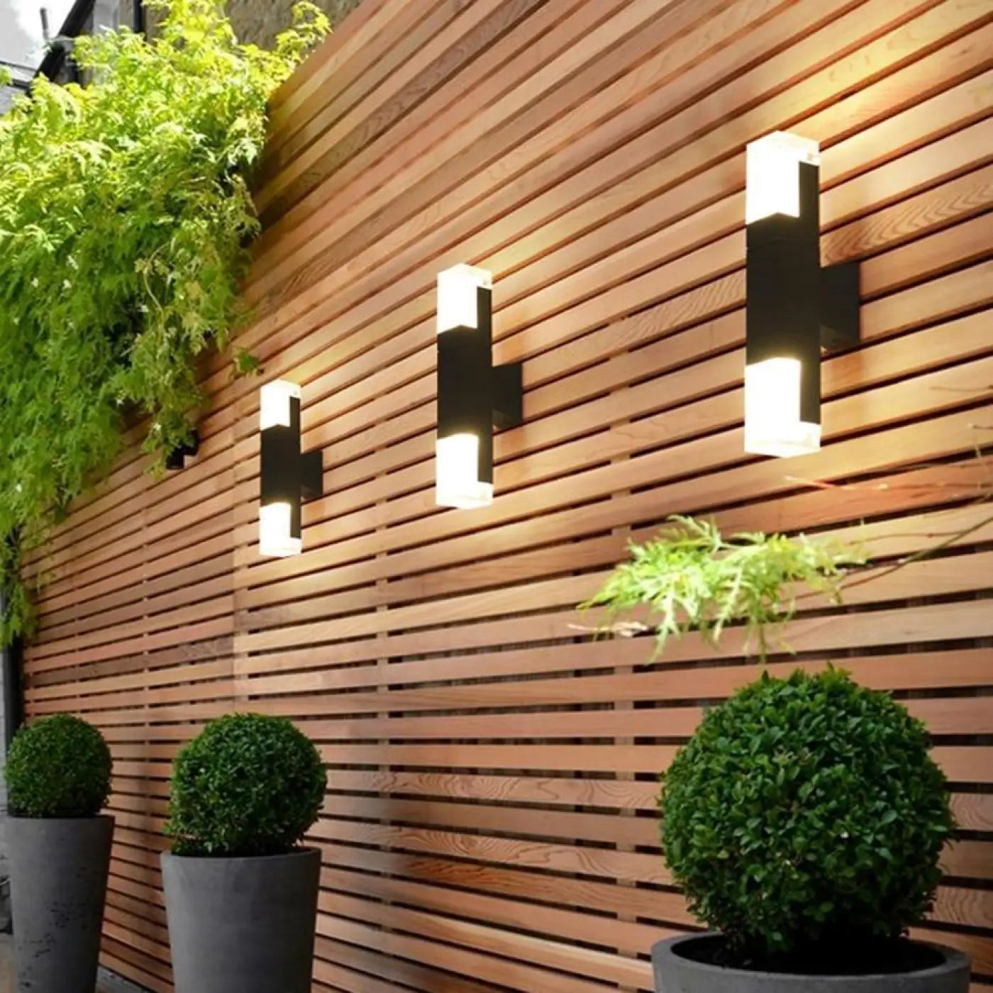 Outdoor Wall Light Black Aluminium Integrated LED Motion Sensor IP65