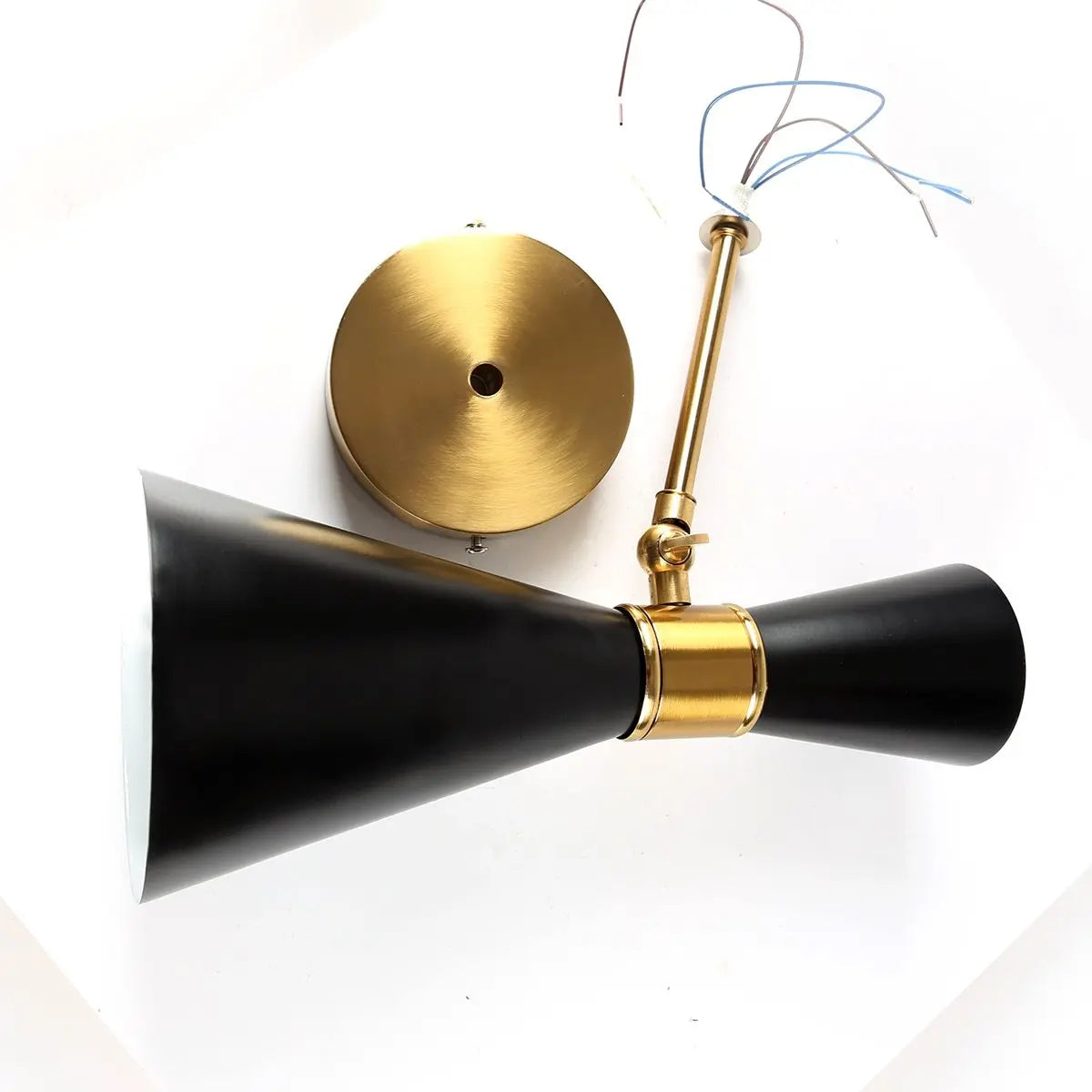 Adjustable Wall Light Metal Matte LED White Black