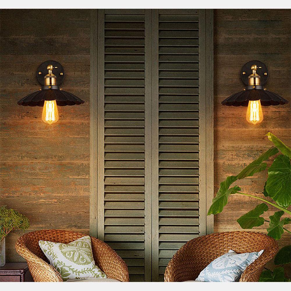 Antique Wall Light Matt Black Brushed Brass E27 Rotary Switch Orientable