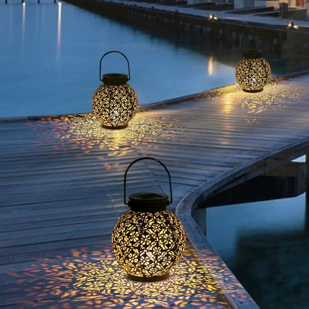 Outdoor Shadow-Casting Lantern