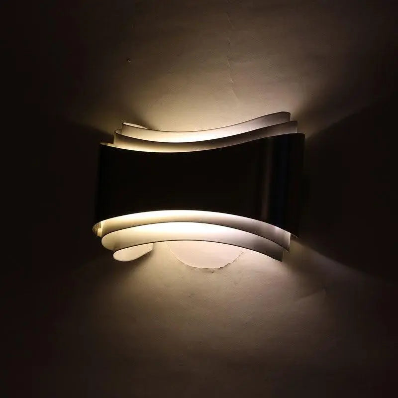 Modern Curved LED Wall Light Stainless Steel Acrylic 5W