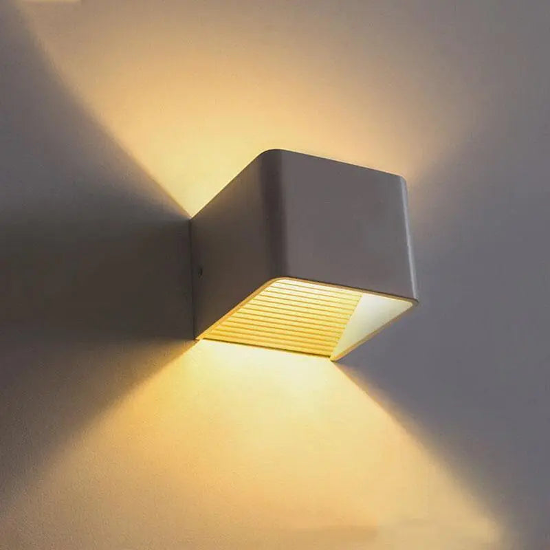 Modern LED Up Down Cube Wall Light Aluminium COB 3W