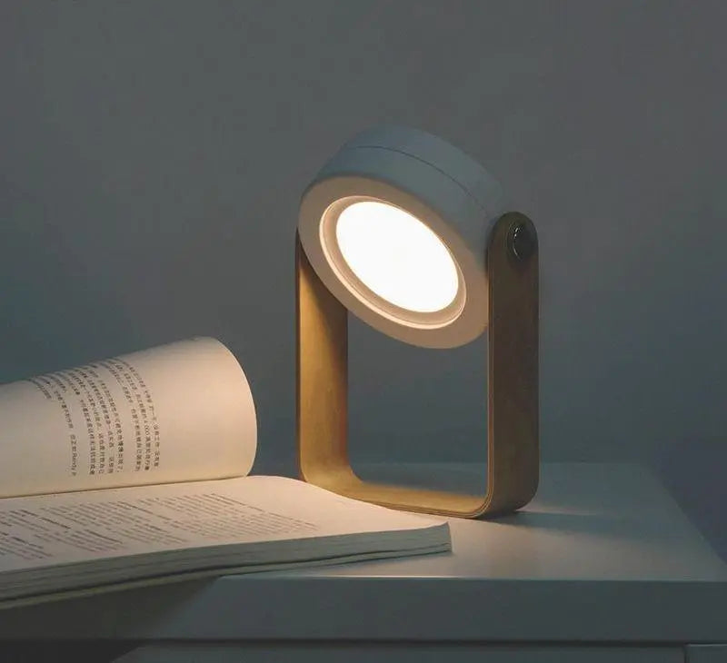 Portable collapsible lantern