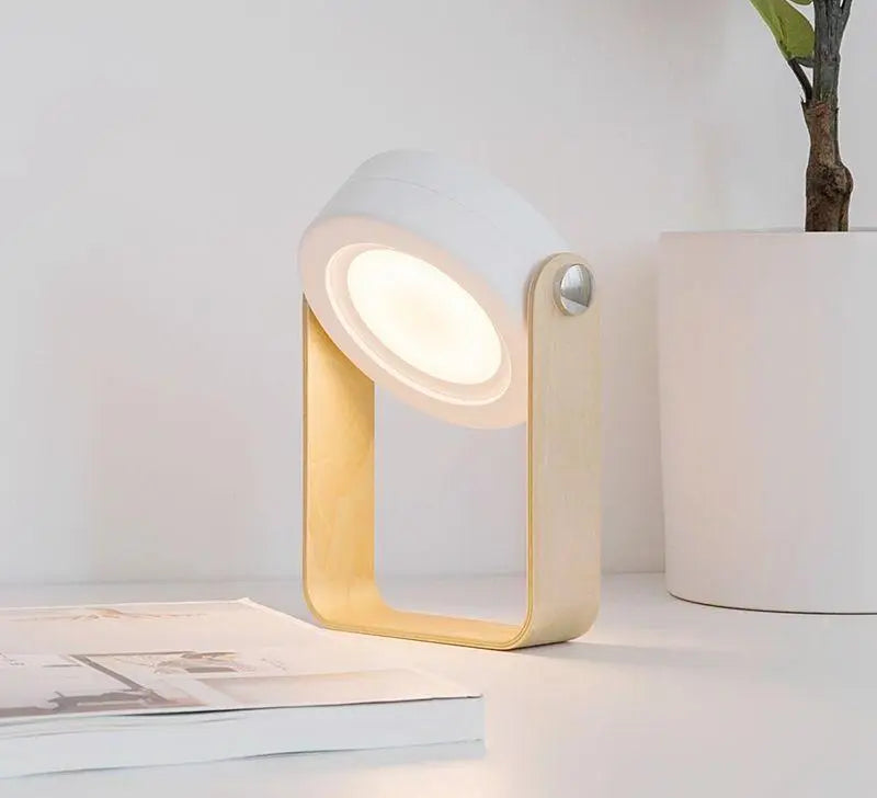Portable collapsible lantern