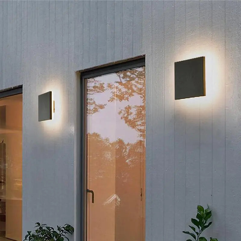 Disc Reflector Wall Light Aluminium LED IP44 Round or Cubic